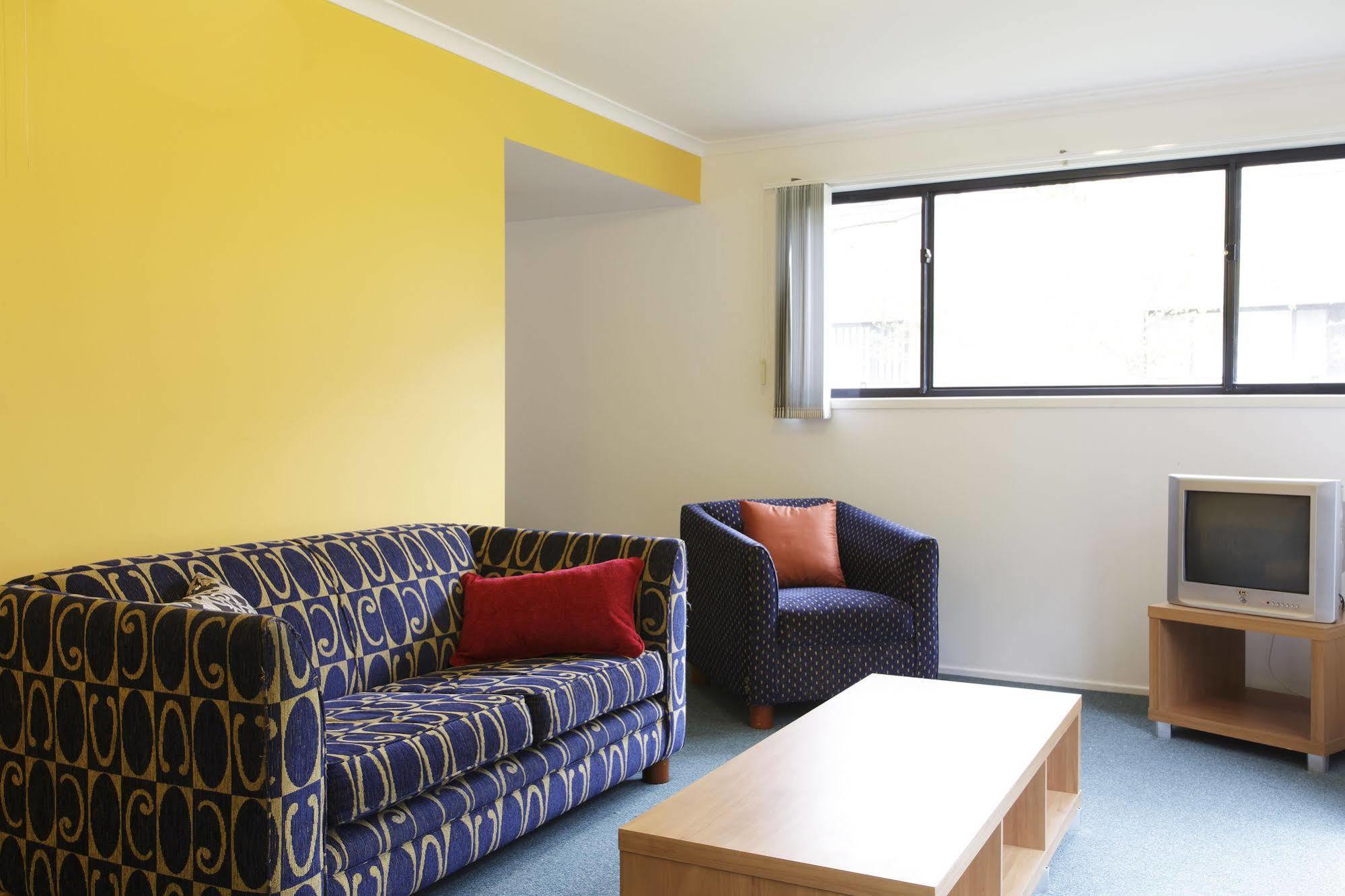 Macquarie University Village Sydney Bagian luar foto